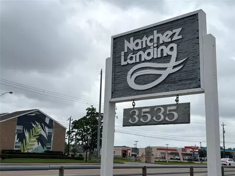 3535 Nasa Rd 1 Pkwy #28, Seabrook, TX 77586