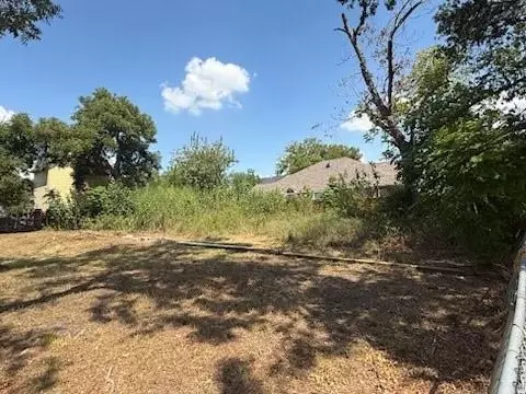 6919 Linden St, Houston, TX 77087