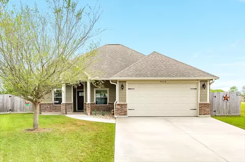 4115 Twin Dr W, Santa Fe, TX 77510