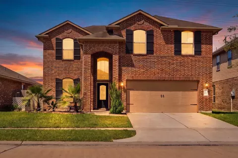 342 Kendall Crest Dr, Alvin, TX 77511
