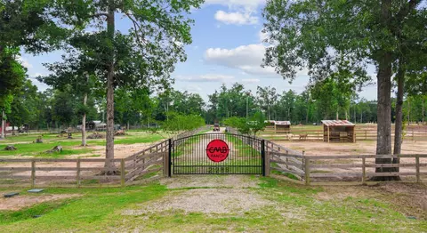 21286 Doru Dr, Cleveland, TX 77328