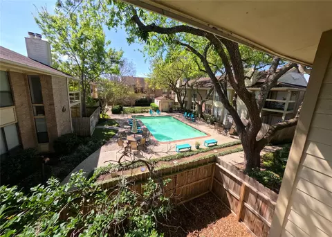 1881 Bering Dr #6, Houston, TX 77057