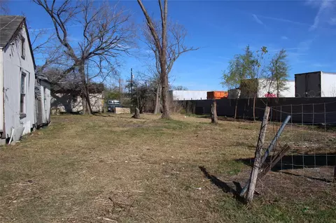 8231 Mendez St, Houston, TX 77029