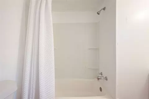 Bath - 17536 White Oak Orch, Conroe, TX 77306 photo 5 of 6