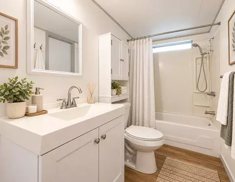 Bath - 17536 White Oak Orch, Conroe, TX 77306 photo 2 of 6