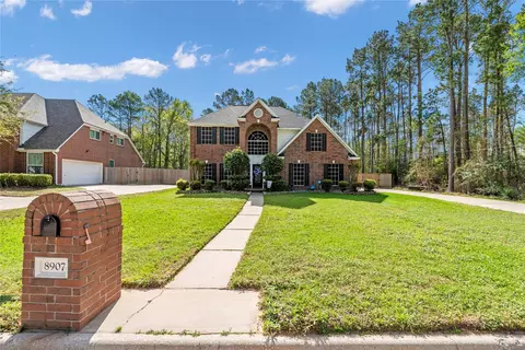 8907 W Rayford Rd, Tomball, TX 77375