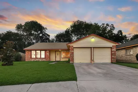 3450 Hartington Dr, Houston, TX 77066