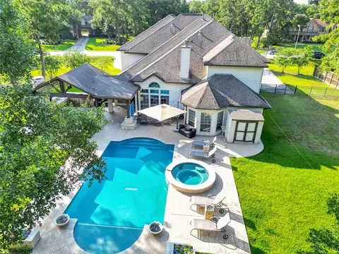 2402 Legends Gate Dr, Spring, TX 77386 photo 1