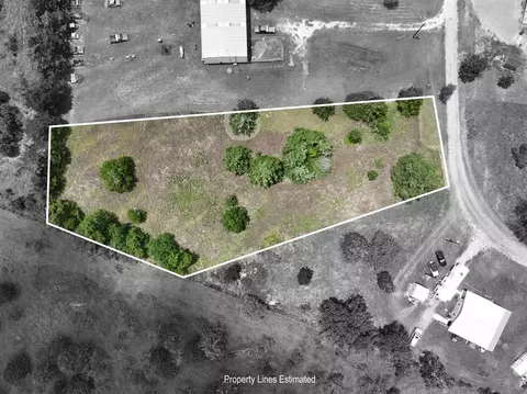 0 Smoky Rd, Brenham, TX 77833