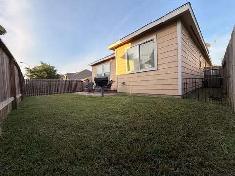 Exterior - 4079 Mossy Spring Ln, Spring, TX 77388 photo 2 of 3