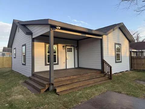 1620 Sam Wilson St, Houston, TX 77020