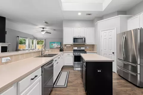 Kitchen - 20102 Pinehaven Ln, Spring, TX 77379 photo 1 of 3