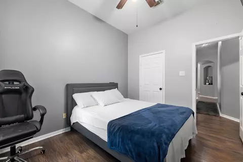 Bedroom - 20102 Pinehaven Ln, Spring, TX 77379 photo 2 of 3