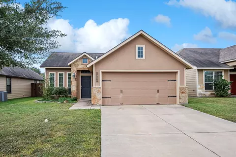 2900 Silver Oak Dr, College Station, TX 77845