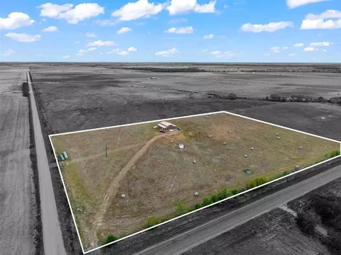 9690 Fm 1300 Rd, Louise, TX 77455