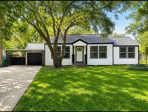 714 Morrell St, Baytown, TX 77520