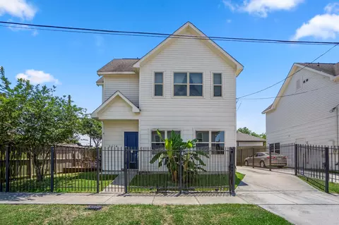 3614 Runnels St, Houston, TX 77003