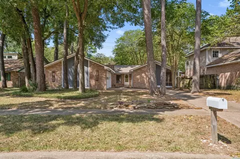15119 Willow Branch Dr, Houston, TX 77070