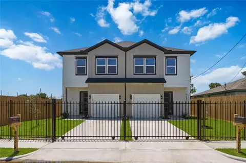 4630 Edfield St #A/B, Houston, TX 77033