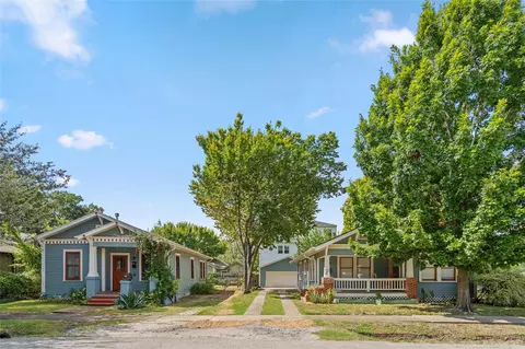 1417 Lawrence St, Houston, TX 77008