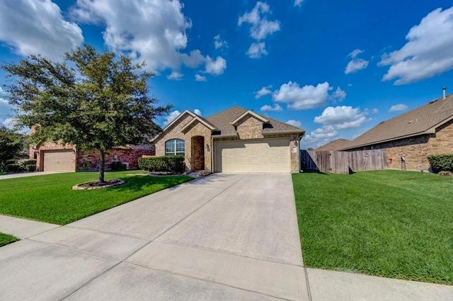 18107 Svensson Slade Ln, Houston, TX 77044