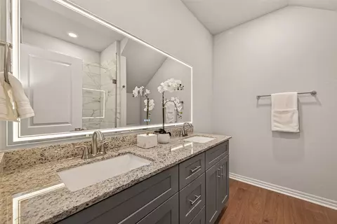 Bath - 25661 John Wayne Rd, Splendora, TX 77372 photo 1 of 2