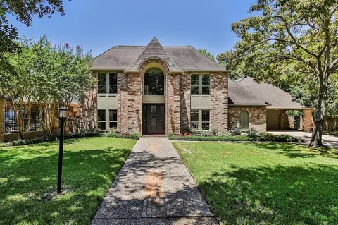 810 Herdsman Dr, Houston, TX 77079