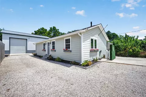 1090 A Williams Ln, Kemah, TX 77565