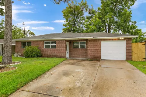 6618 Hartwick Rd, Houston, TX 77016