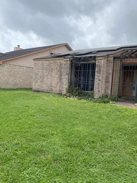 12207 Mckamy Dr, Houston, TX 77067