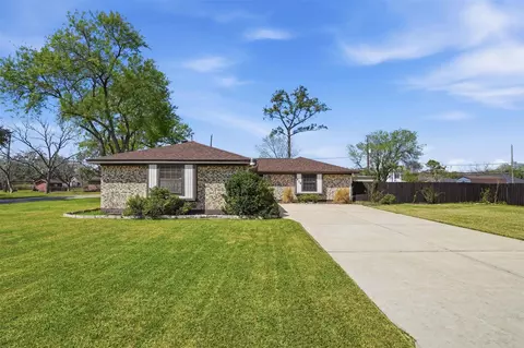 815 Wisconsin St, South Houston, TX 77587