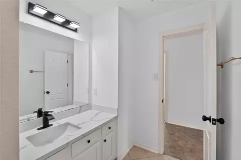 Bath - 23827 Spring Dane Dr, Spring, TX 77373 photo 5 of 7