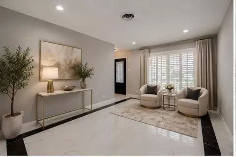 4506 Mimosa Dr, Bellaire, TX 77401