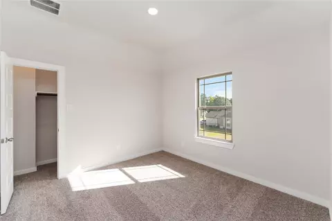 Bedroom - 16875 Needlepoint Dr, Conroe, TX 77302 photo 5 of 6