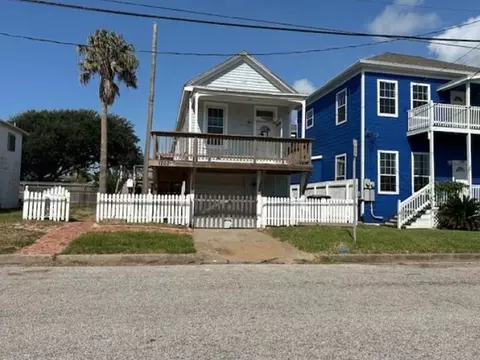 1707 18th St, Galveston, TX 77550
