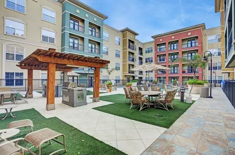 1711 Old Spanish Trl #104, Houston, TX 77054