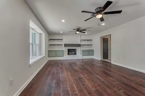 Living - 7823 Kleingreen Ln, Spring, TX 77379 photo 3 of 5
