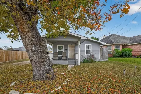 8023 Fountain St, Houston, TX 77051