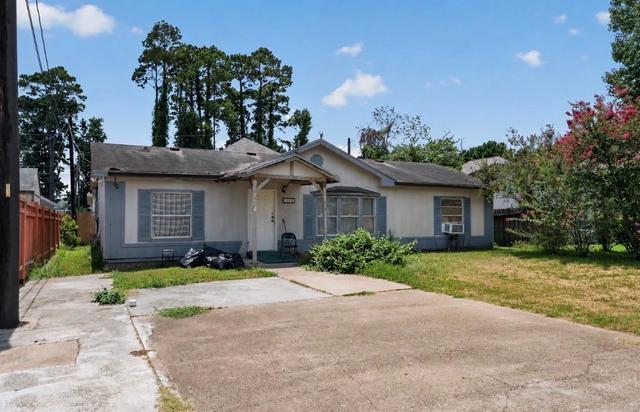 16899 W Juneau, Montgomery, TX 77316