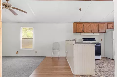 Living - 370 Lakeside Cir, Trinity, TX 75862 photo 1 of 3