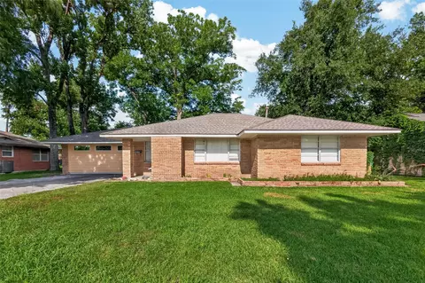 3402 Cameo Dr, Houston, TX 77080