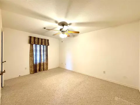 Bedroom - 20 Shallow Spgs, Trinity, TX 75862 photo 3 of 4