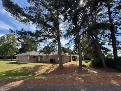 Exterior - 20 Shallow Spgs, Trinity, TX 75862 photo 10 of 12