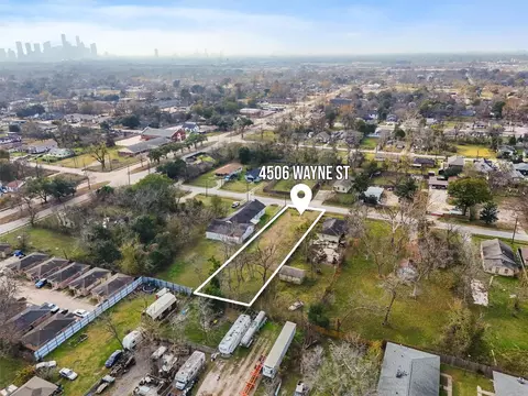 4506 Wayne St, Houston, TX 77026