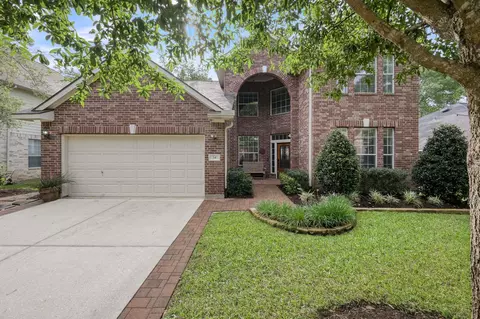 34 W Prairie Dawn Cir, The Woodlands, TX 77385