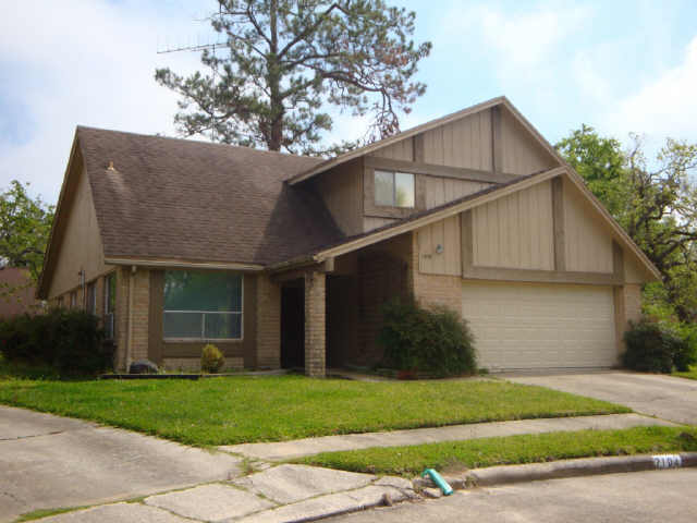 7103 Huntbrook Dr, Spring, TX 77379 photo 1