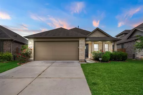 Exterior - 4480 Lone Alcove Dr, Spring, TX 77386 photo 1 of 9