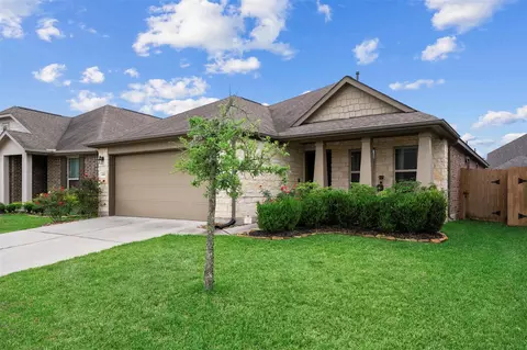 Exterior - 4480 Lone Alcove Dr, Spring, TX 77386 photo 2 of 9