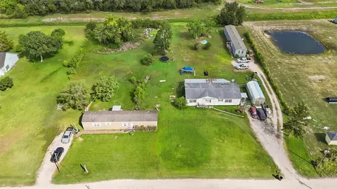 2974 Cr-146 Shroeder #A, Alvin, TX 77511