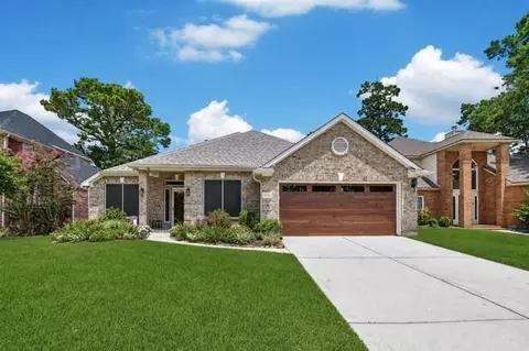 18510 Bluewater Cove Dr, Humble, TX 77346